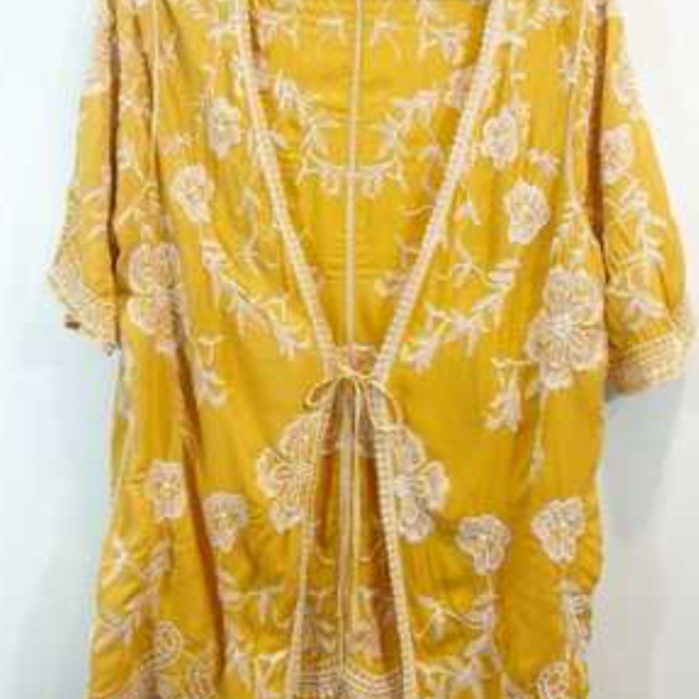 NWT Kindred Plus Embroidered Kimono Top - Picture 2 of 8